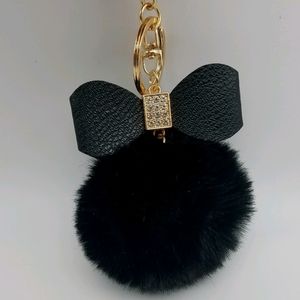 Pom Pom Keychain(NWOT)